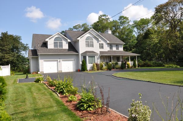 Driveway Resealing in Benton
