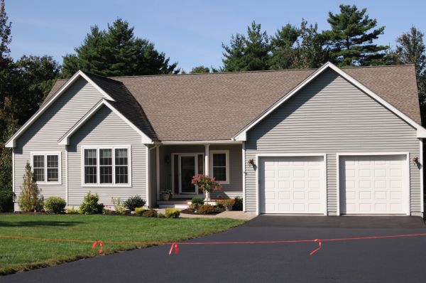 Residential Asphalt Sealing in Benton