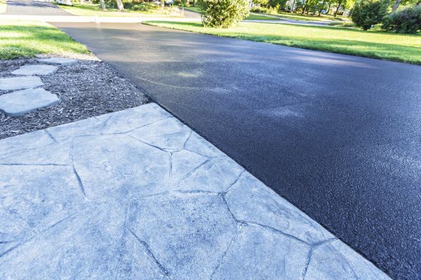 Residential Driveway Sealing in Benton