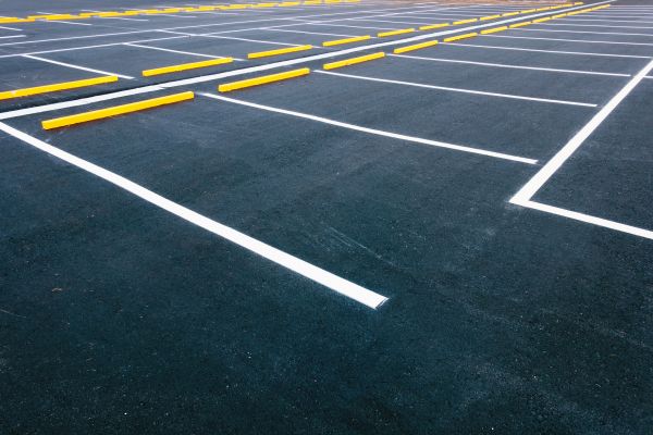 Asphalt Parking Lot Sealing in Benton