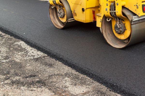 Cost of Asphalt Driveway Resurfacing in Benton