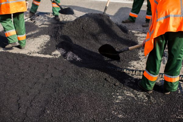 Cost of Asphalt Resurfacing in Benton